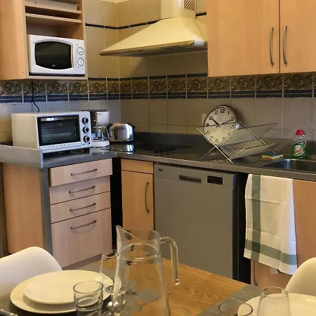 Casella - Centre Equipe Apartament